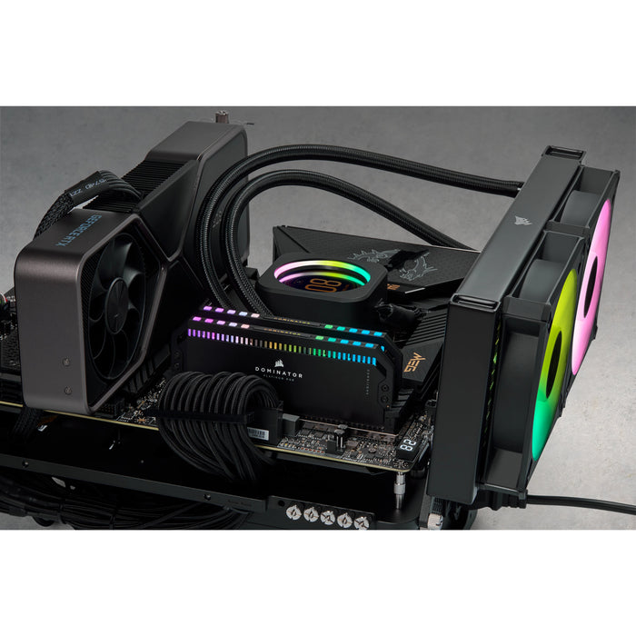 EAN 840006659471 - Corsair Dominator CMT32GX5M2B5200C40 módulo de memoria 32 GB 2 x 16 GB DDR5 288-pin DIMM imagen 3