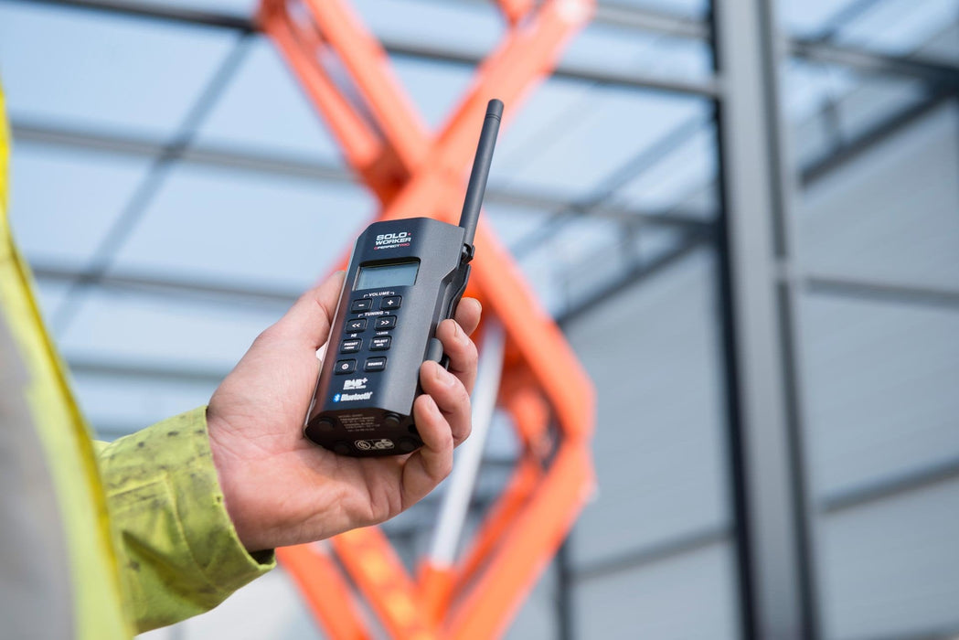 Perfectpro Soloworker Baustellenradio Dab+ Ukw Aux Bluetooth Resistente A Golpes - Audio - Stossgeschützt