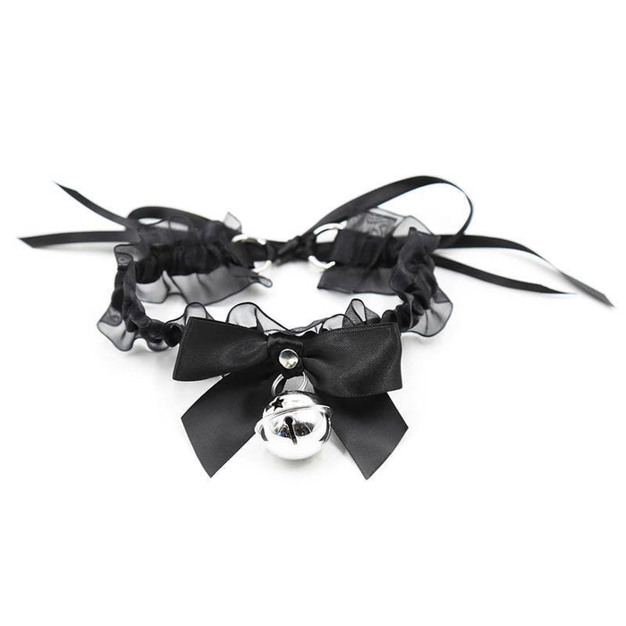 Collar Con Lazo, Cascabel Y Encaje