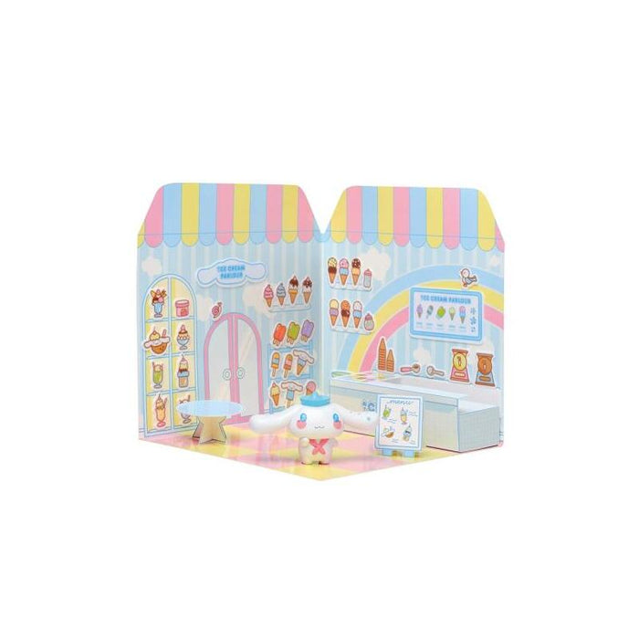 Comansi Sticker House Cinnamoroll Ice Cream Parlour - Incluye Figura - Stickers Lavables -  Escenario Adorable - Juego