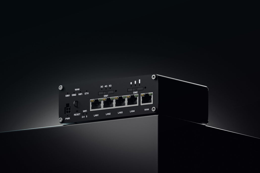 EAN 4779051844081 - Teltonika RUTC50 router inalámbrico Gigabit Ethernet Doble banda (2,4 GHz / 5 GHz) 5G Negro imagen 8