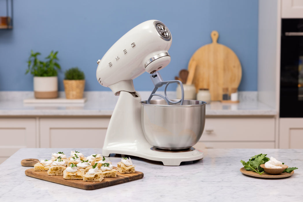 Smeg Küchenmaschine Multif. Smf05creu, 4.8l, 1000w, Cremefarben