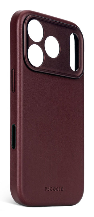 Decoded Leather Backcover Iphone 17 Pro Dark Ruby