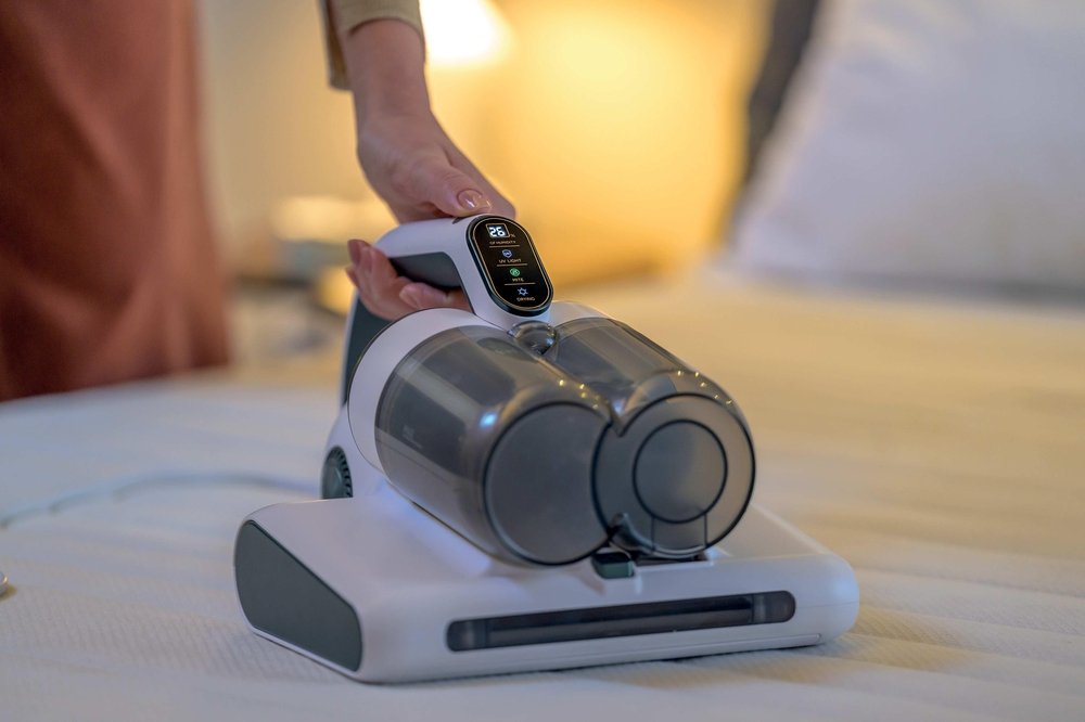 EAN 8059019083353 - Hoover HMC510UV 011 aspiradora de mano Salvia, Blanco Sin bolsa imagen 17
