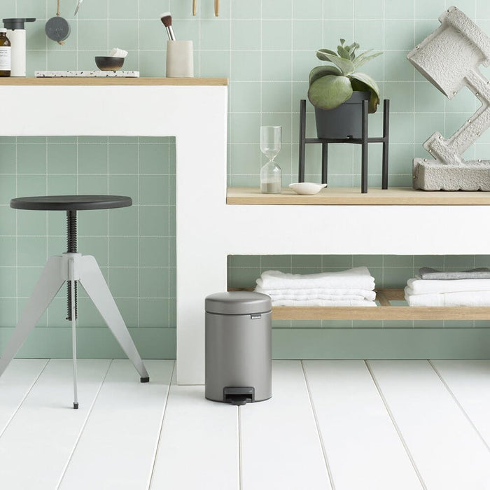 EAN 8710755113246 - Brabantia 113246 papelera 3 L Alrededor Platino imagen 3