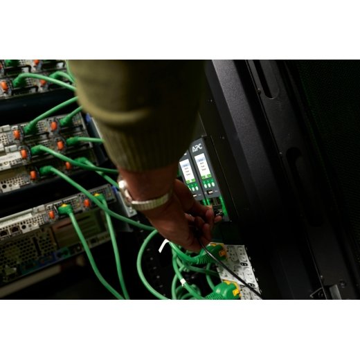 EAN 0731304439103 - APC APDU10450ME unidad de distribución de energía (PDU) 48 salidas AC 0U Negro imagen 8
