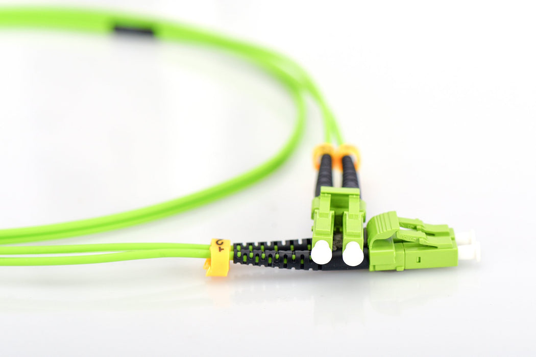 EAN 4016032424512 - Digitus DK-2533-02-5 Cable de fibra óptica e InfiniBand 2 m I-VH Verde imagen 2