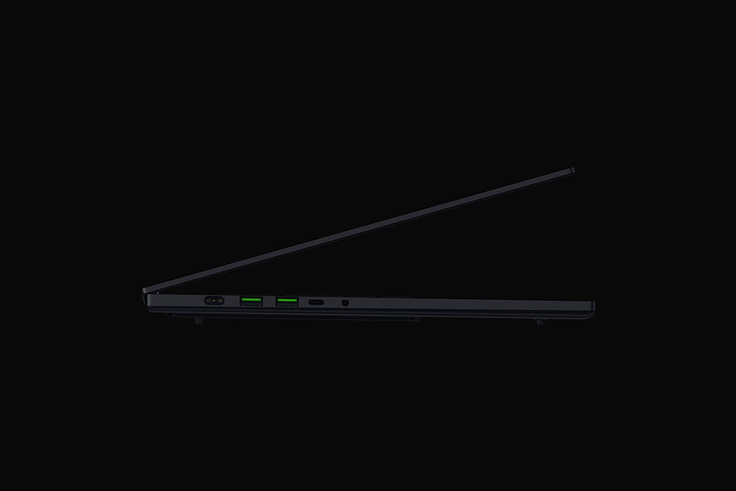 Blade 16 16oled 2.5k/U9 386h/5090/32go/2to/W11