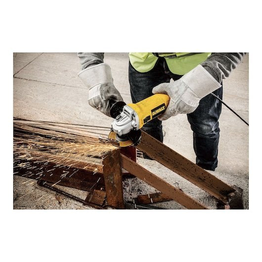 EAN 5035048740439 - DeWALT DWE4117-QS amoladora angular 12,5 cm 12000 RPM 950 W 1,99 kg imagen 3