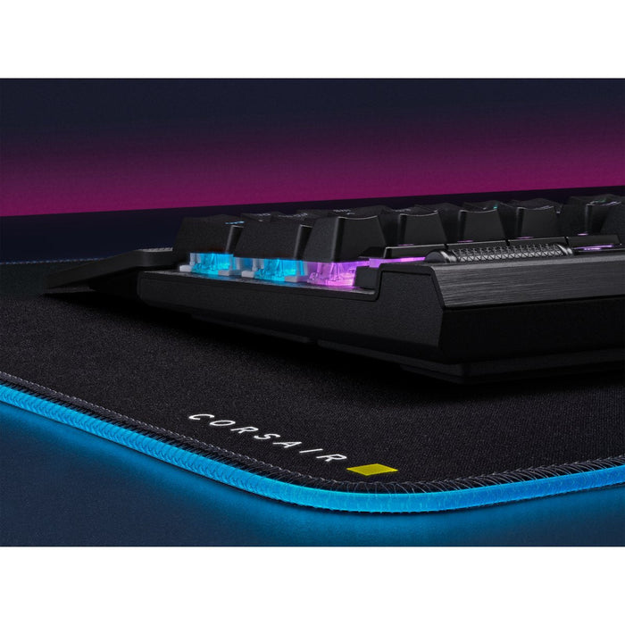 Teclado Gamer Mecánico (Cherry Corsair Opx) Corsair K70 Pro Rgb (Negro)