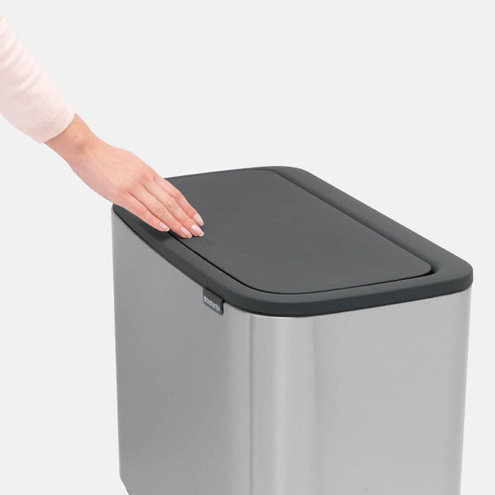 EAN 8710755316081 - Brabantia 316081 papelera 33 L Rectangular Acero inoxidable Negro, Acero inoxidable imagen 6