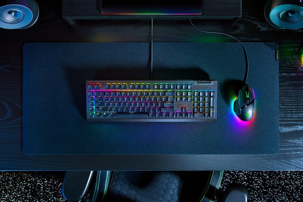 Teclado Con Cable Gamer Mecánico (Razer Green) Razer Blackwidow V4 X Rgb (Negro)