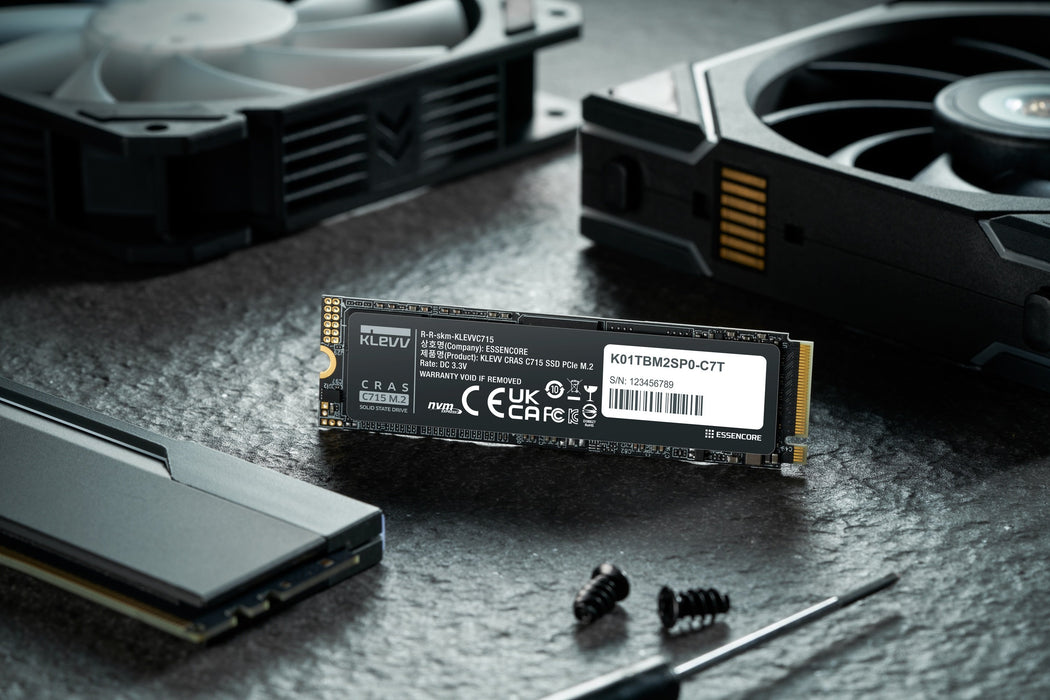 EAN 4895194901808 - Klevv CRAS C715 512 GB M.2 PCI Express 3.0 NVMe 3D TLC NAND imagen 19