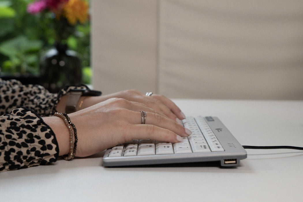 Bakkerelkhuizen Ultraboard 950 V2 Teclado Oficina Usb Qwerty Inglés De Ee. Uu. Gris Oscuro, Gris Claro