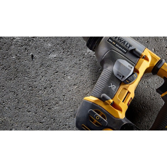 EAN 5035048743232 - DeWALT DCH172NT-XJ taladro 1060 RPM SDS Plus 1,8 kg imagen 10