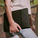 EAN 0650450074993 - Incase INMB100753-BLK maletines para portátil 27,9 cm (11") Negro imagen 4