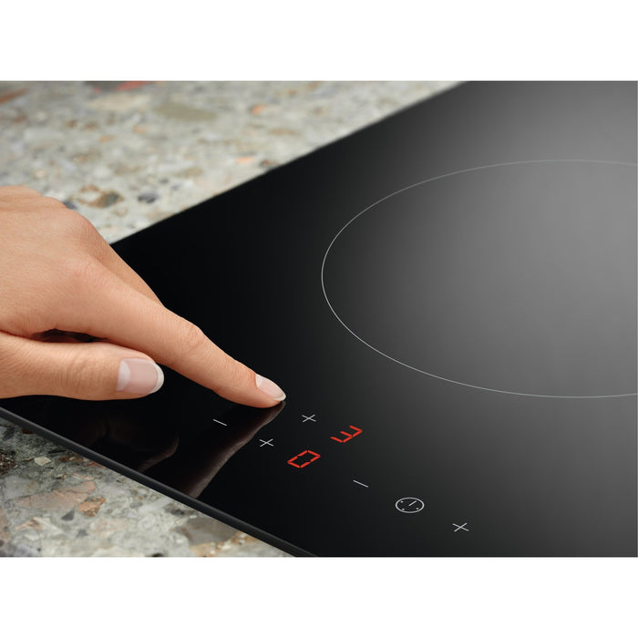 EAN 7332543982851 - Electrolux LHR3233CK Negro Integrado 29 cm Cerámico 2 zona(s) imagen 20