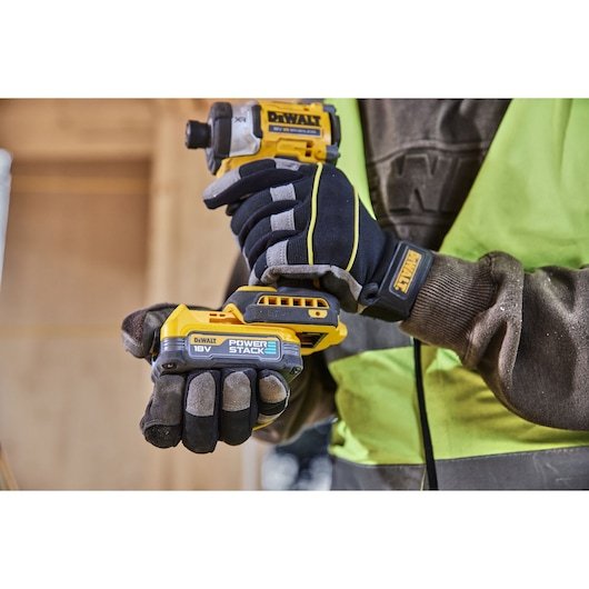 EAN 5035048808368 - DeWALT DCF860N-XJ destornillador eléctrico y llave de impacto 3800 RPM Negro, Amarillo imagen 12
