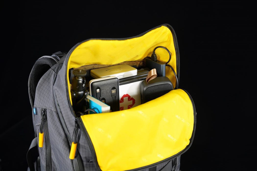 EAN 4719856250014 - Vanguard VEO ACTIVE42M GY estuche para cámara fotográfica Mochila Gris imagen 9