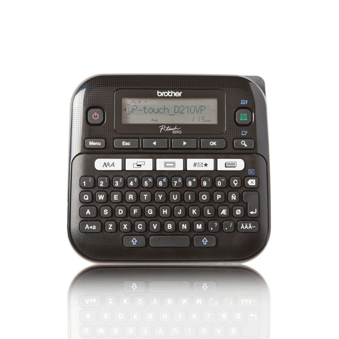 EAN 4977766757409 - Brother PT-D210VP impresora de etiquetas Transferencia térmica 180 x 180 DPI 20 mm/s QWERTY imagen 1