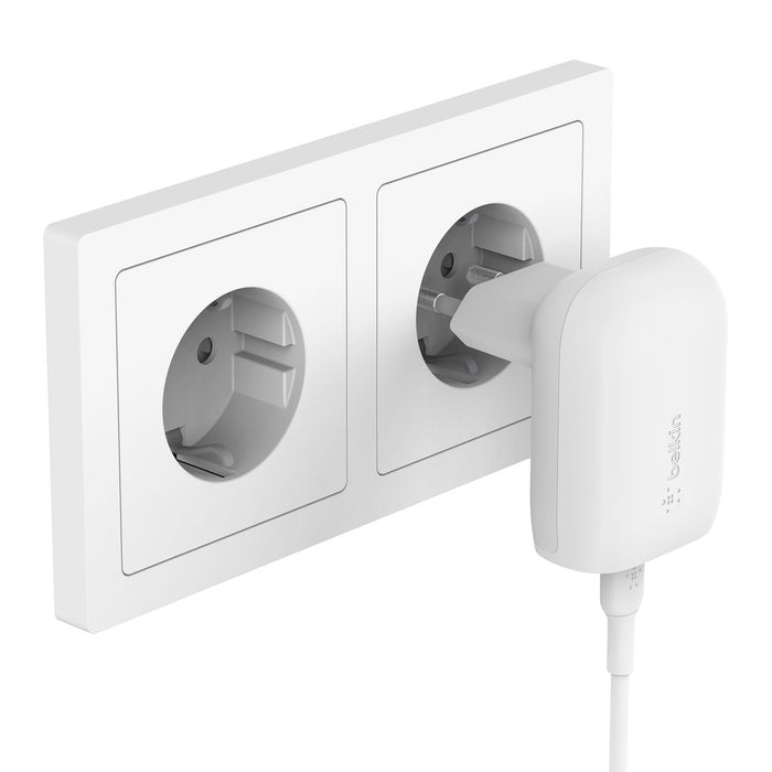 EAN 0745883837595 - Belkin WCA005vf1MWH-B5 Portátil, Smartphone, Tableta Blanco Corriente alterna Carga rápida Interior imagen 5