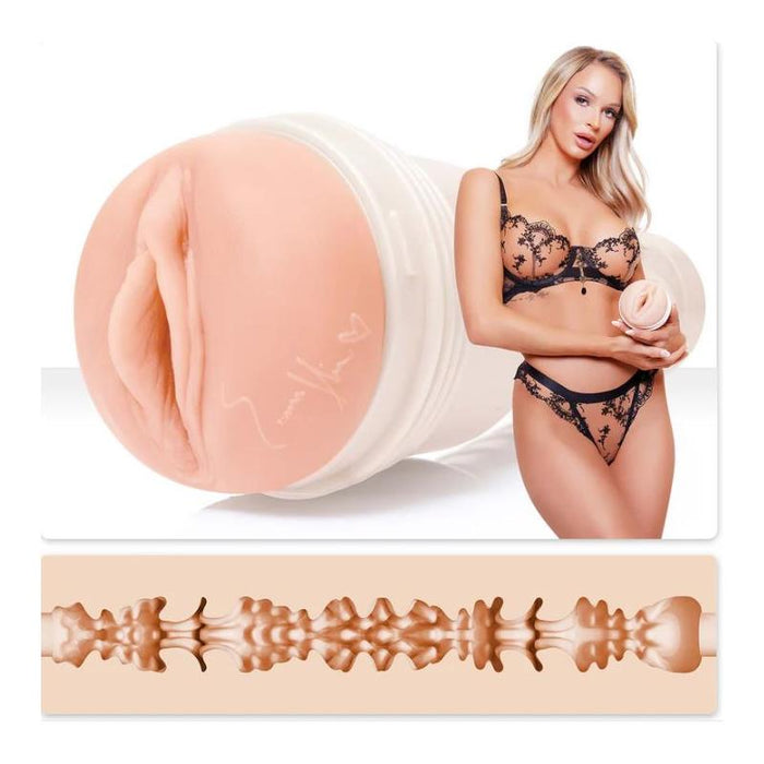 Fleshlight - Emma Hix Vagina