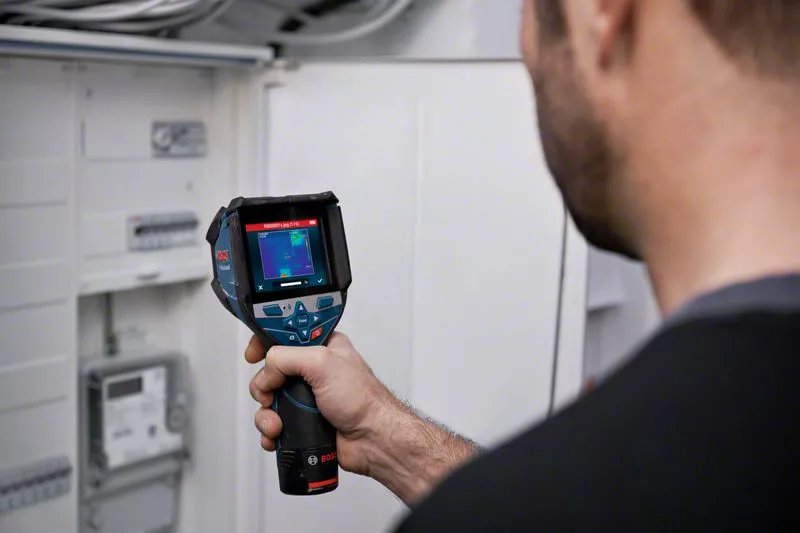 EAN 3165140975964 - Bosch GTC 600 C Noise equivalent temperature difference (NETD) IR Negro, Azul 256 x 192 Pixeles Pantalla  imagen 4