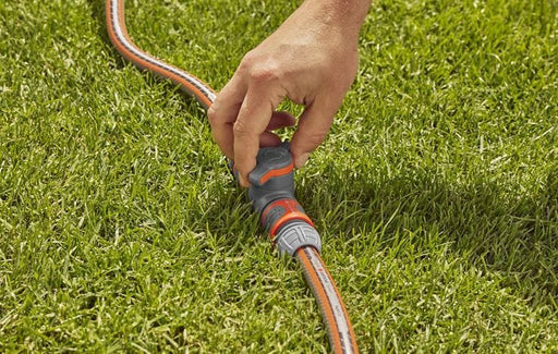 EAN 4078500066372 - Gardena Coupling with Flow-Control Valve imagen 2