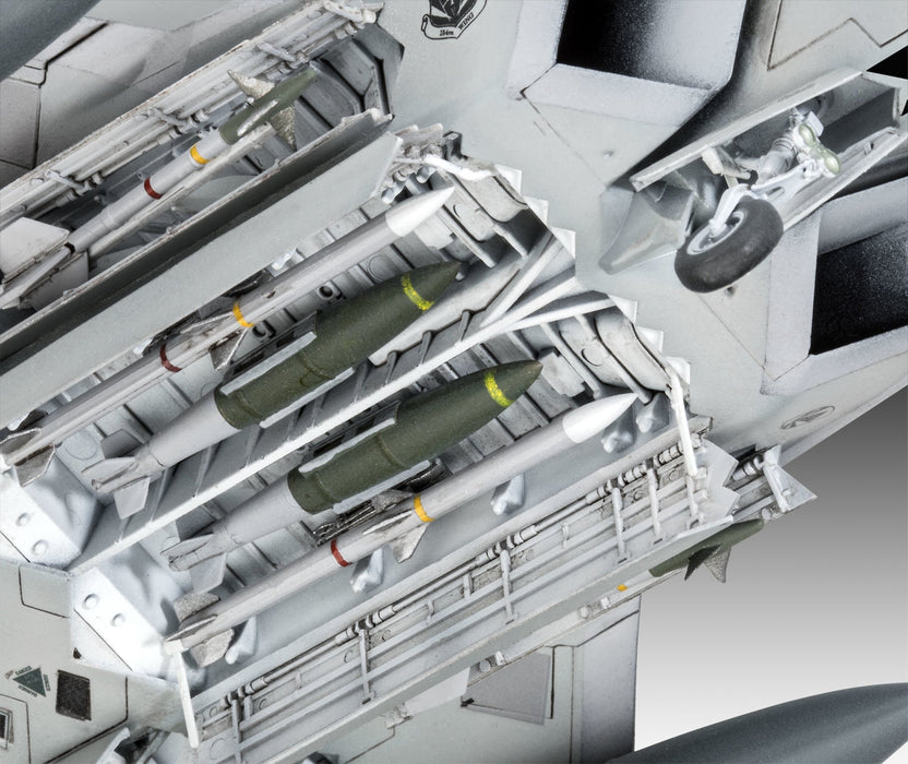EAN 4009803038582 - Revell Lockheed Martin F-22A Raptor Aeronave Kit de montaje 1:72 imagen 5
