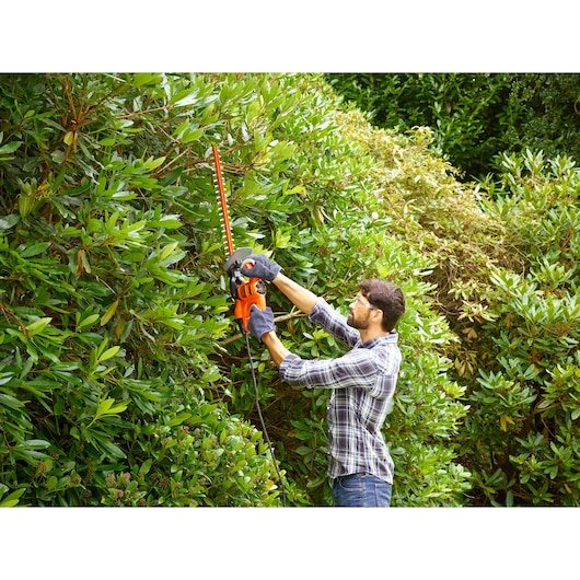 EAN 5035048677988 - Black & Decker BEHT201-QS Cuchilla doble 420 W 1,91 kg imagen 3