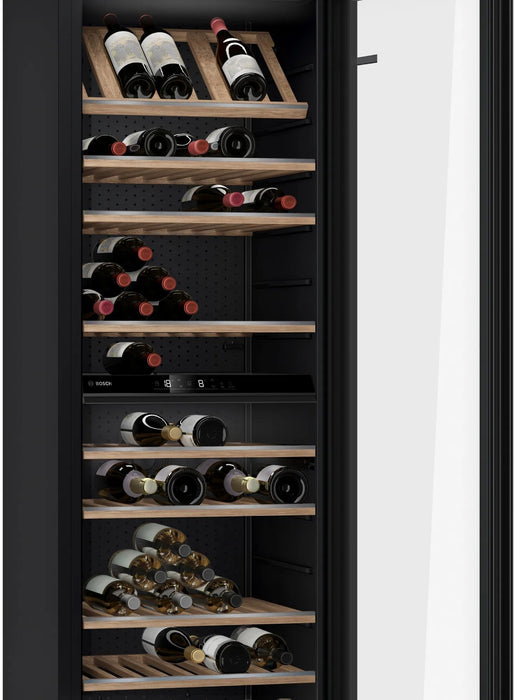 EAN 4242005193561 - Bosch Serie 6 KWK36ABGA enfriador de vino Nevera de vino Independiente Negro 199 botella(s) imagen 4