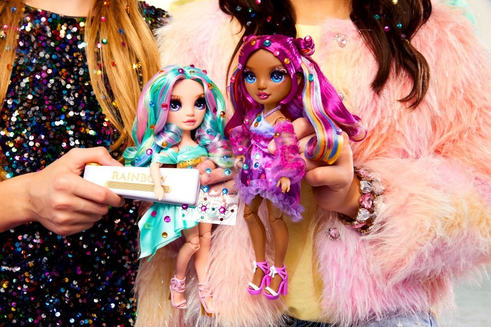 EAN 0035051597834 - Rainbow High Be Dazzling Fashion Dolls- Noemie Violette (Purple) imagen 14