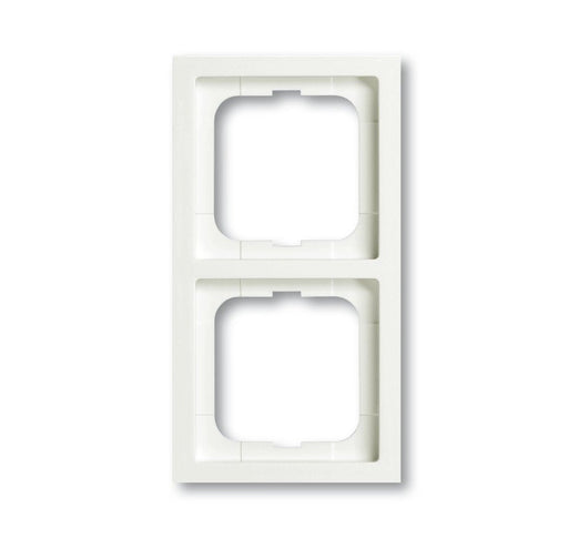 EAN 4011395128251 - Busch-Jaeger 1754-0-4415 placa de pared y cubierta de interruptor Blanco imagen 1