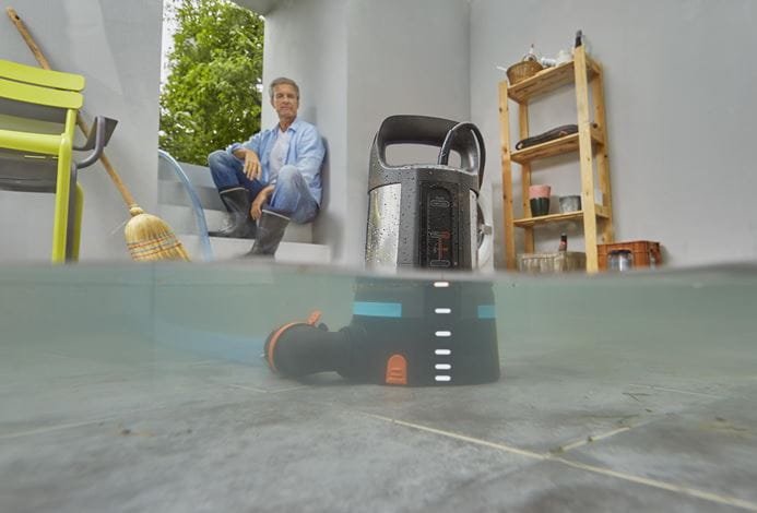 EAN 4078500053273 - Gardena 9034-20 bomba de agua 450 W 0,7 bar 11000 l/h imagen 2