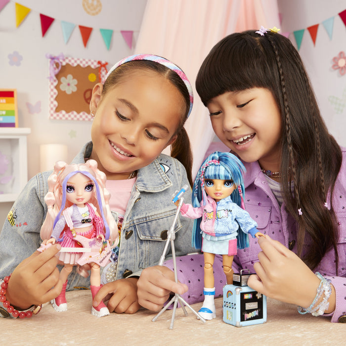 EAN 35051565659 - Rainbow High Jr High Rockband Fashion Dolls - Bella imagen 8