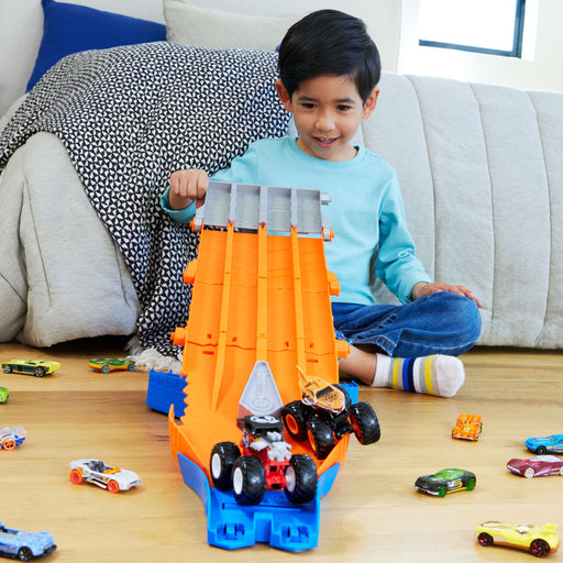 EAN 194735303755 - Hot Wheels Monster Trucks JFR07 vehículo de juguete imagen 2