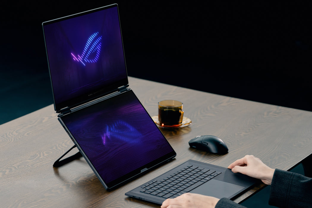 EAN 4711636329774 - ASUS ROG Zephyrus Duo GX651AX-SR010W Intel Core Ultra 9 Híbrido (2-en-1) 40,6 cm (16") Pantalla táctil WQ imagen 42