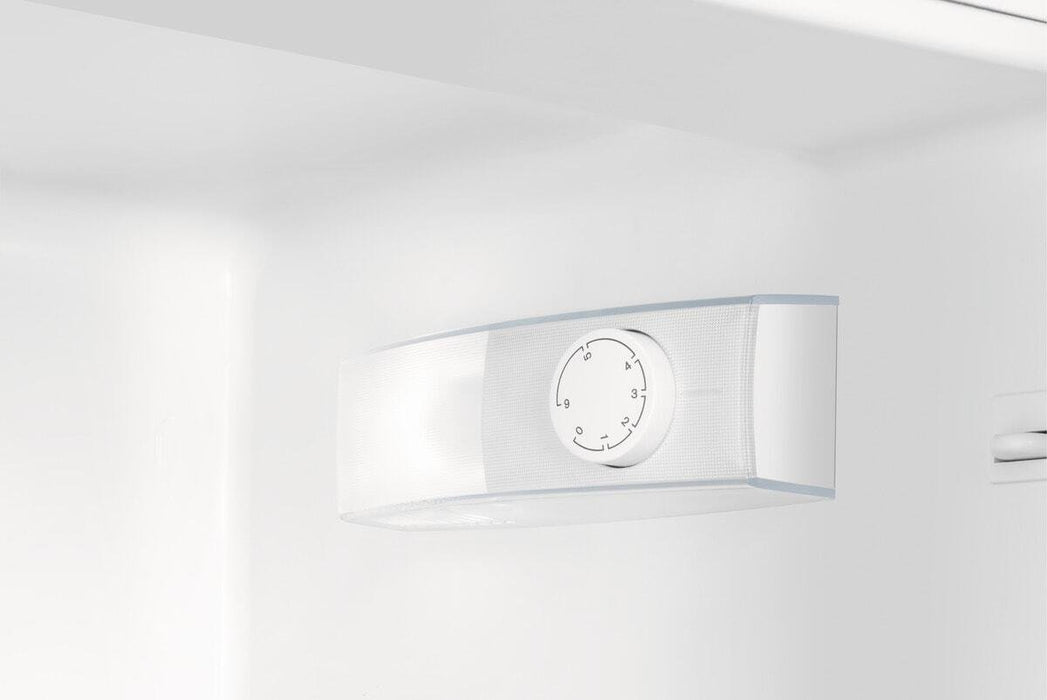 EAN 7332543733088 - Electrolux LRB3AE12S frigorífico Integrado 208 L Blanco imagen 4