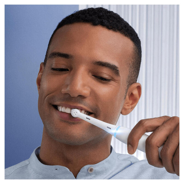 Oral-B Io Series 7s Adulto Cepillo Dental Vibratorio Blanco