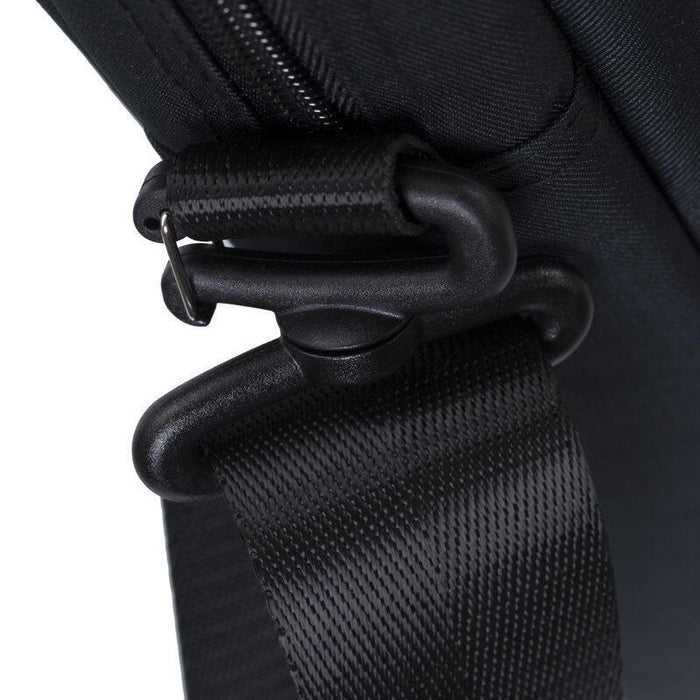 Rivacase Biscayne 8335 Maletín Para Portátil Hasta 15.6" Negro